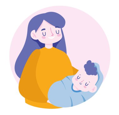 Küçük oğlunu taşıyan genç bir anne. Aile günü.