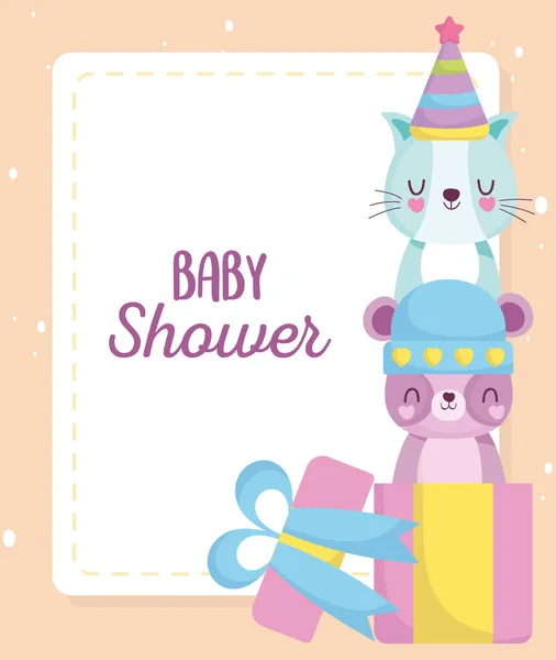 Baby shower, αρκούδα και γάτα με καπέλο σε κουτί δώρου, ανακοινώνει νεογέννητο κάρτα καλωσορίσματος — Διανυσματικό Αρχείο