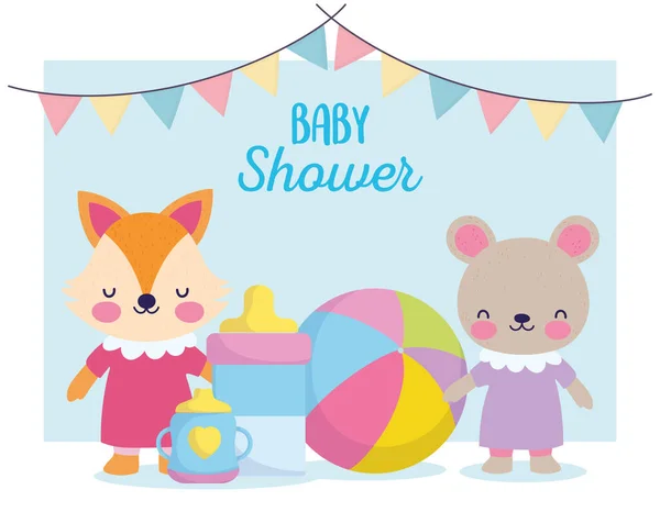 Baby shower, cute misia i lisa z butelki paszy piłkę i filiżankę, ogłosić nowo narodzonego karty powitalnej — Wektor stockowy