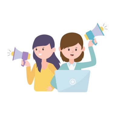 Hoparlör ve dizüstü bilgisayar kullanarak konuşan iş adamı sosyal ağ iletişimi ve teknolojileri