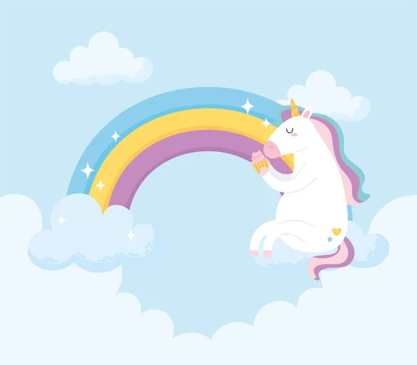 Unicorn lucu duduk di awan dengan kartun cupcake - Stok Vektor