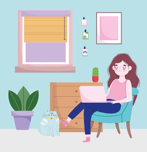 Домашній офіс робочий простір, щаслива жінка використовує ноутбук на стільці з котячими горщиками рослини і вікно — стоковий вектор