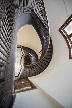 Yüksek açı görünümünü sarmal merdiven, Kuzey Plajı, San Francisco, Kaliforniya, ABD