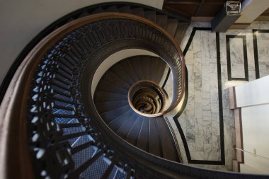 Yüksek açı görünümünü sarmal merdiven, Kuzey Plajı, San Francisco, Kaliforniya, ABD