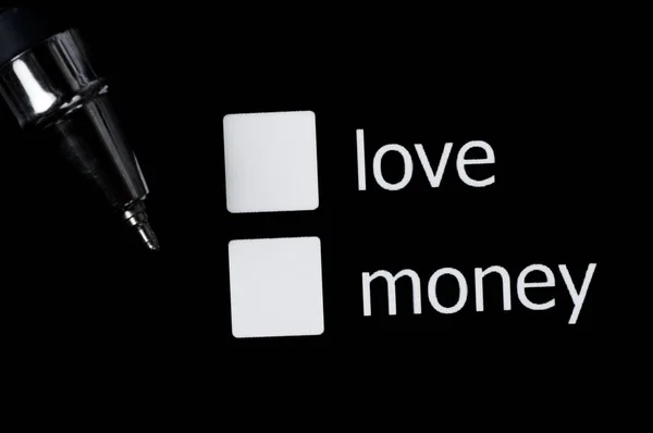 A box to tick off your choice between love and money. Squares on