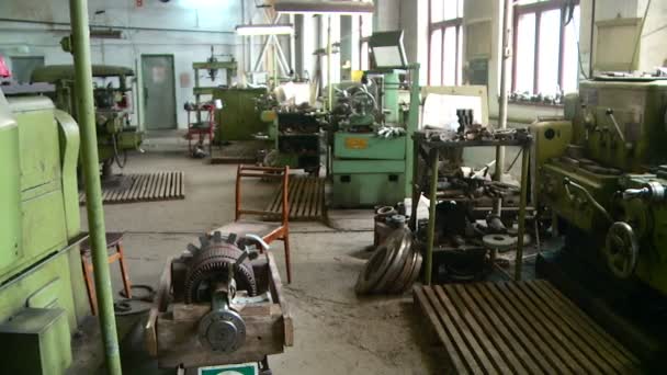 tool shop with old machines without workers strike