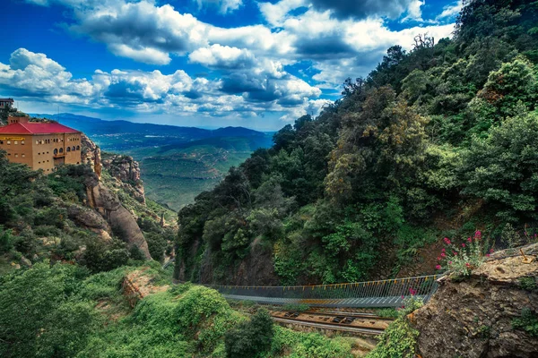 Montserrat funicular railway in a beautiful summer day, Catalonia — Stock Photo, Image