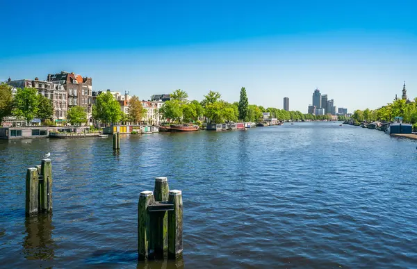 Amsterdam Mei 2018 Uitzicht Vanaf Nieuwe Amstelbrug Amstel Buurt Van — Stockfoto
