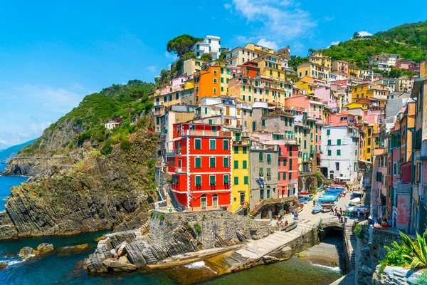 Cinque Terre Włochy Lipca 2020 Przegląd Miejscowości Riomaggiore Bardzo Spokojnym — Zdjęcie stockowe