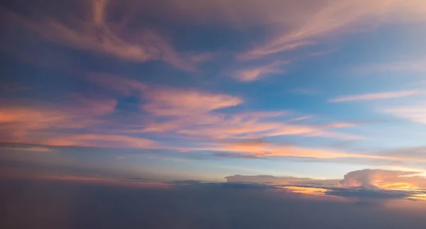 Tramonto Cielo Durante Crepuscolo Dal Finestrino Dell Aereo — Foto Stock