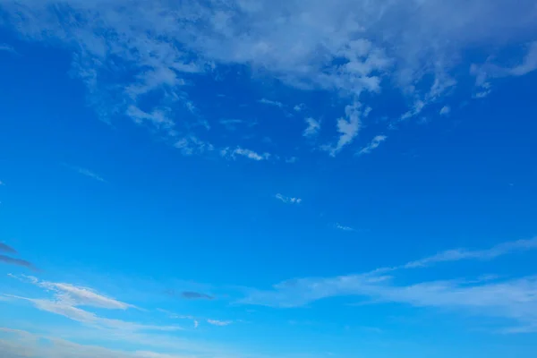 Blauwe Lucht Met Wolk Close — Stockfoto