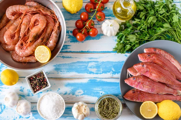 Fresh Shrimps Red Mullet Fish Blue Wooden Background Herbs Spices — Stock Photo, Image