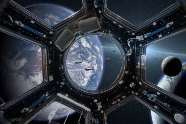 Lombar uzay istasyonu toprak zemin üzerine gelen görüntüleyin. Nasa tarafından döşenmiş bu görüntü unsurları.