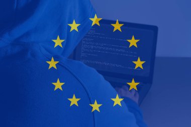 Gdpr. Hacker laptop ile çalışma. Genel veri koruma yönetmeliği. Siber güvenlik ve Gizlilik.