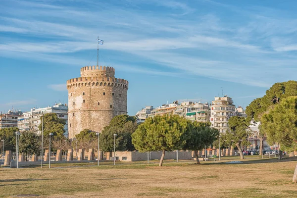 Beautiful view of White Tower in Thessaloniki, Greece. — Stock Photo, Image