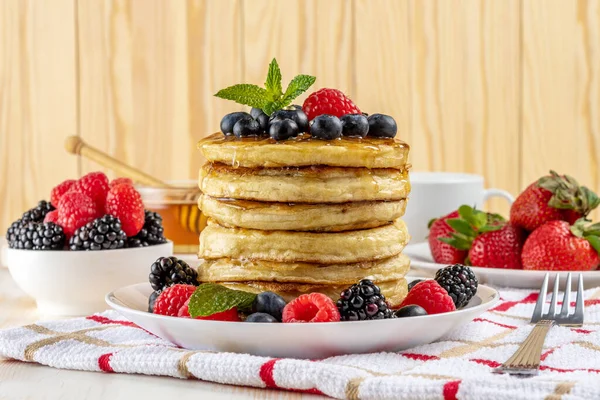 Delicious Pancakes Fresh Berries White Wooden Table Food Concept — Stock Photo, Image