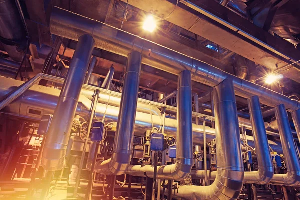 Vybavení Kabely Potrubí Nacházejí Uvnitř Moderní Průmyslové Elektrárny Průmyslová Zóna — Stock fotografie