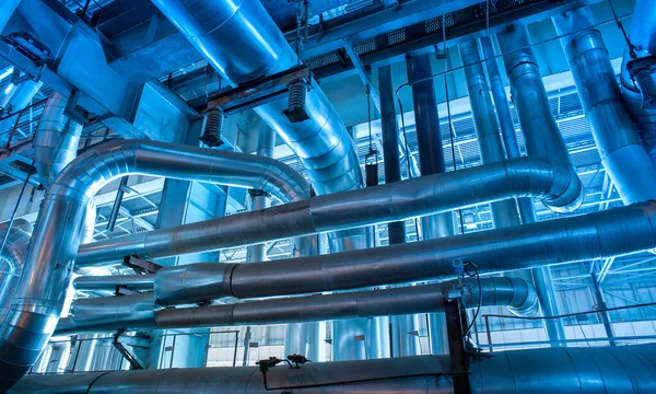 Промышленная Зона Стальные Трубопроводы Клапаны Лестницы — стоковое фото