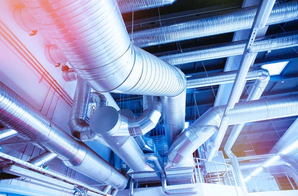 Endüstriyel havalandırma boruları sistemi                          