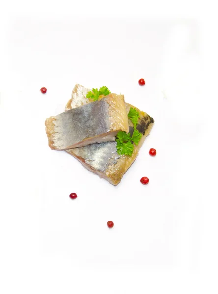 생선 청 어 그리고 파 슬 리, 후추 완두콩의 무늬의 조각 — 스톡 사진