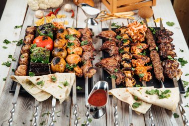 Kafkas şişleri Shashlyq seti 