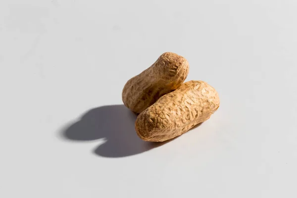 Nahaufnahme von isolierten Erdnüssen — Stockfoto