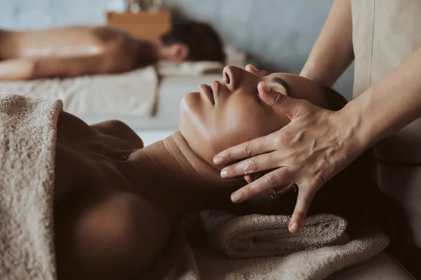 Woman Enjoying Face Chest Sholders Massage Spa — Stock Photo, Image