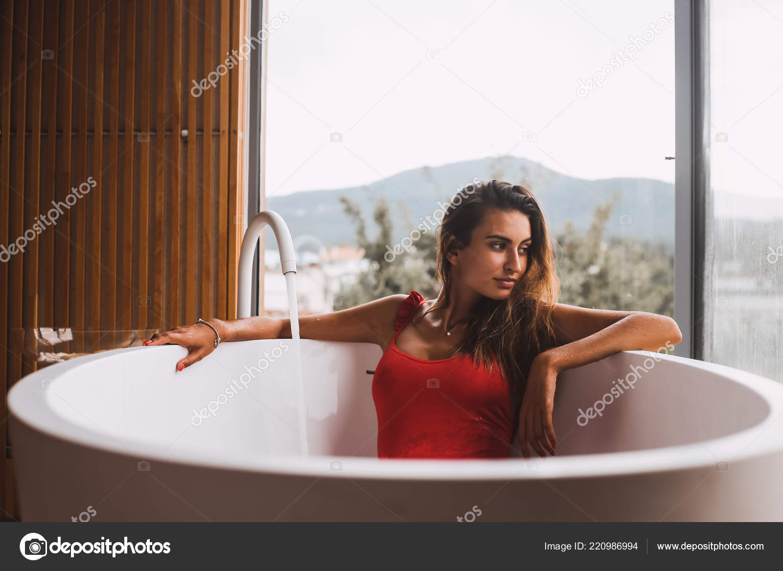 Women In Bathtubs