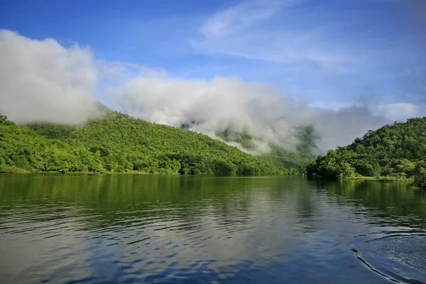 Paesaggio Natura Montagna Fiume Cielo — Foto Stock