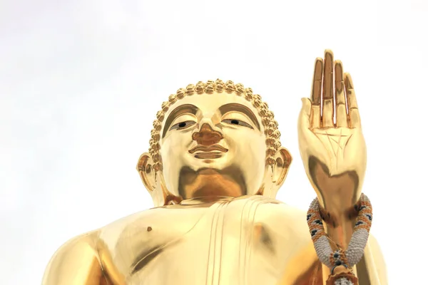 Estátua Buda Com Fundo Branco — Fotografia de Stock