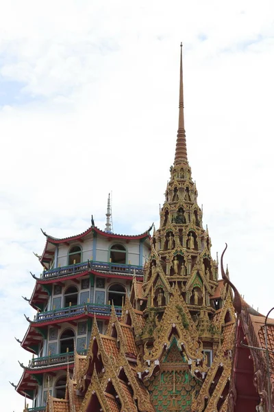 Pagod Med Templet Taket Thailand — Stockfoto