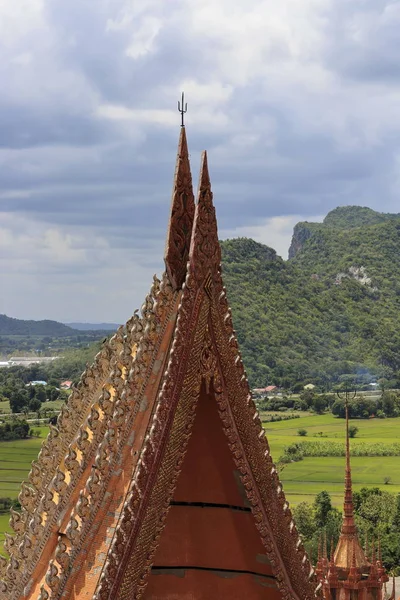 Pagod Med Templet Taket Thailand — Stockfoto