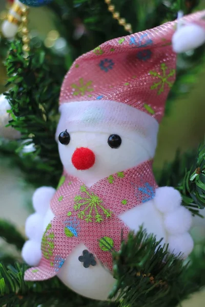 Boneco Neve Árvore Natal Com Decorações Dias Especiais — Fotografia de Stock
