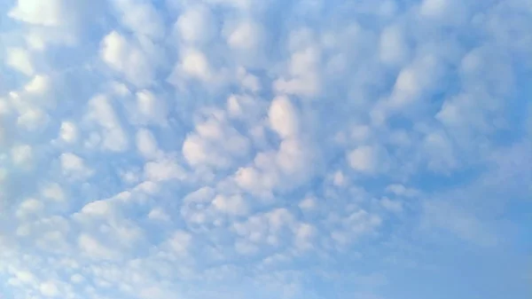 Atmosfera Del Cielo Nuvoloso Durante Giorno — Foto Stock