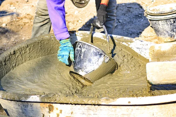 Pekerja Konstruksi Bekerja Pada Beton Struktur Bangunan — Stok Foto