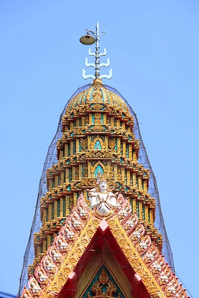 Estátuas Buda Padrões Para Decorar Stupa Com Telhados Templos Tailandeses — Fotografia de Stock