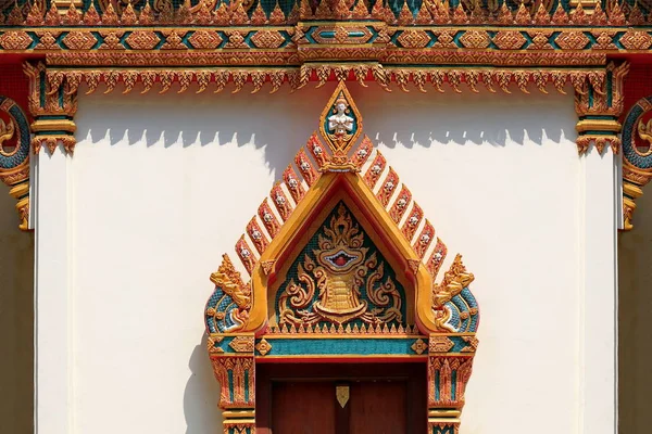 Hermoso Arco Oro Tailandés Estatua Ventana — Foto de Stock