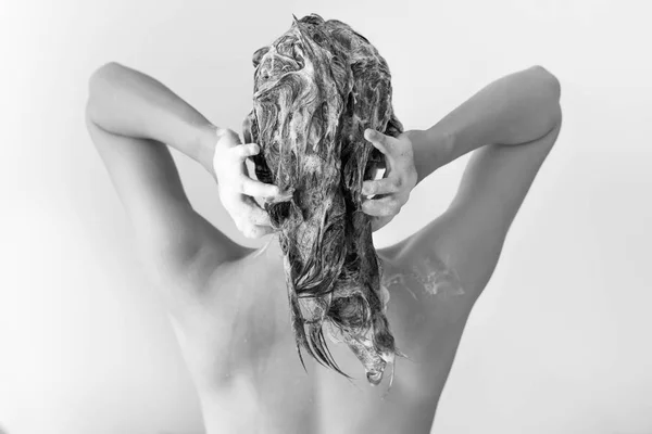 Back Woman Washing Her Hair Full Suds Front White Background — Stock Photo, Image