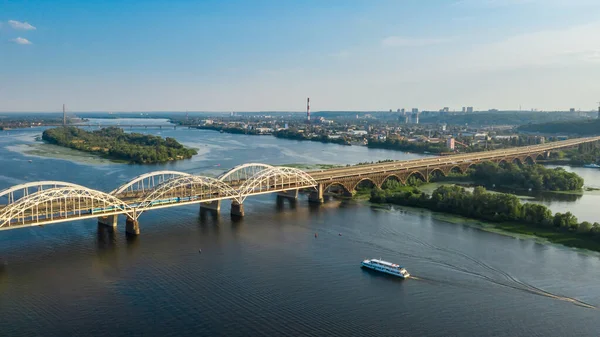 Vista Aerea Del Ponte Sopra Fiume Dnipro Nella Città Kiev — Foto Stock