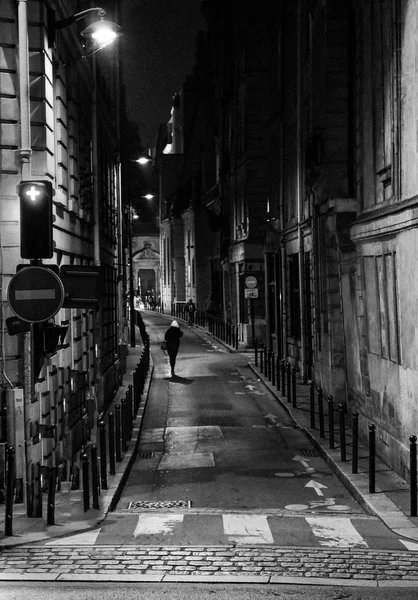 Preto Branco Rua Estreita Área Saint Michel Paris Com Uma — Fotografia de Stock