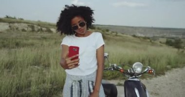 Ruh ayarlar Bisiklet cool arka planda sahip iyi bir selfie bazen sevgi dolu,.