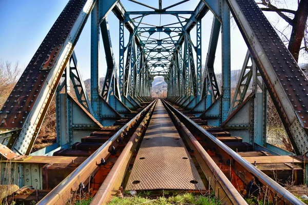 Çok Eski Bir Demiryolu Köprüsü — Stok fotoğraf