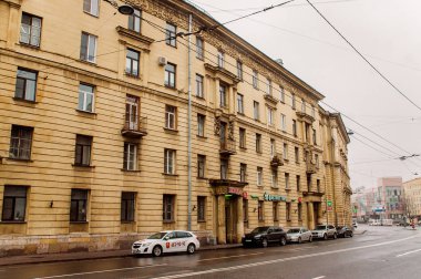 Suvorovskyi umudu St Petersburg bir beş kat ev