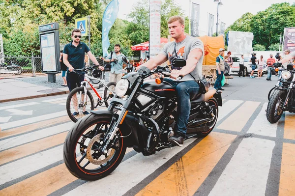 Petrohrad Rusko Srpna 2015 Harley Davidson Festival Muž Jezdí Černé — Stock fotografie