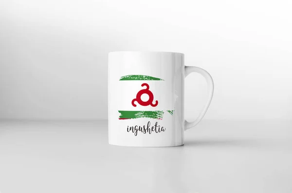 Caneca Lembrança Bandeira Inguchétia Fundo Branco Renderização — Fotografia de Stock