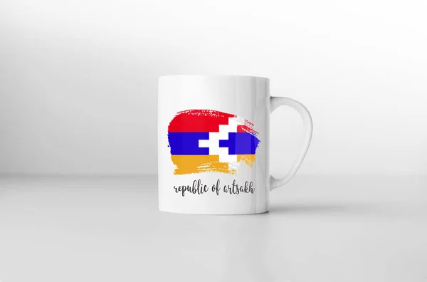 Republik Artsakh Mengibarkan Bendera Souvenir Mug Pada Latar Belakang Putih — Stok Foto