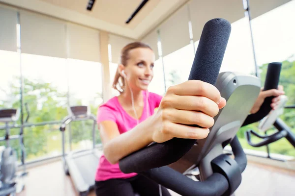 Pretty Young Woman Exercising Gym Focus Hand — Stock Photo, Image