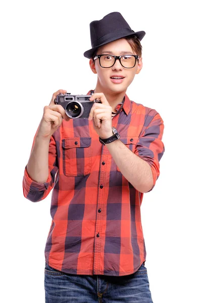 Beau Jeune Homme Chapeau Lunettes Tenant Caméra Rétro — Photo