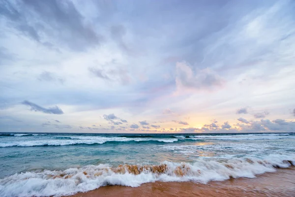 Bela Paisagem Marinha Com Céu Nublado Durante Tempo Tempestuoso — Fotografia de Stock