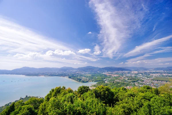 Hermoso Paisaje Tropical Con Ciudad Montañas Mar — Foto de Stock